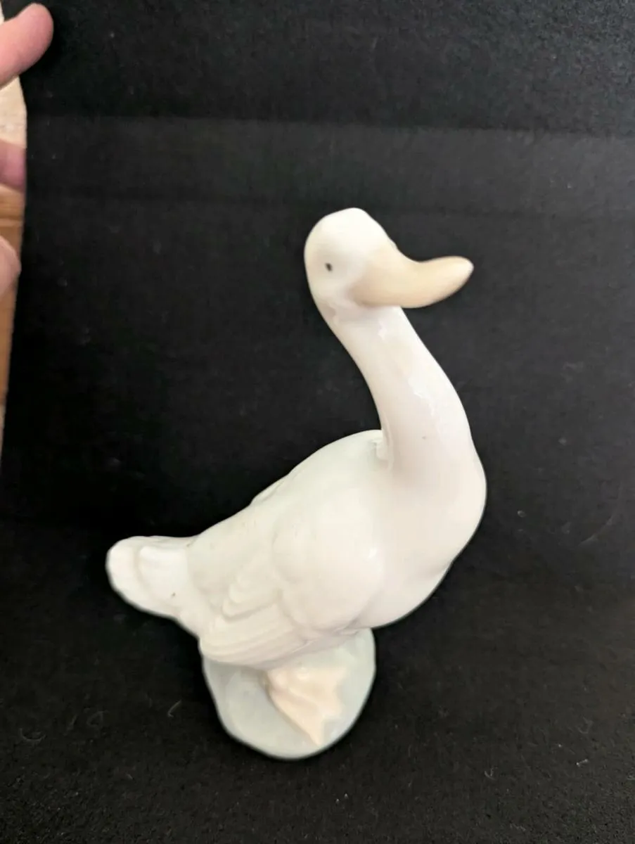 Nao by Lladro - Image 1