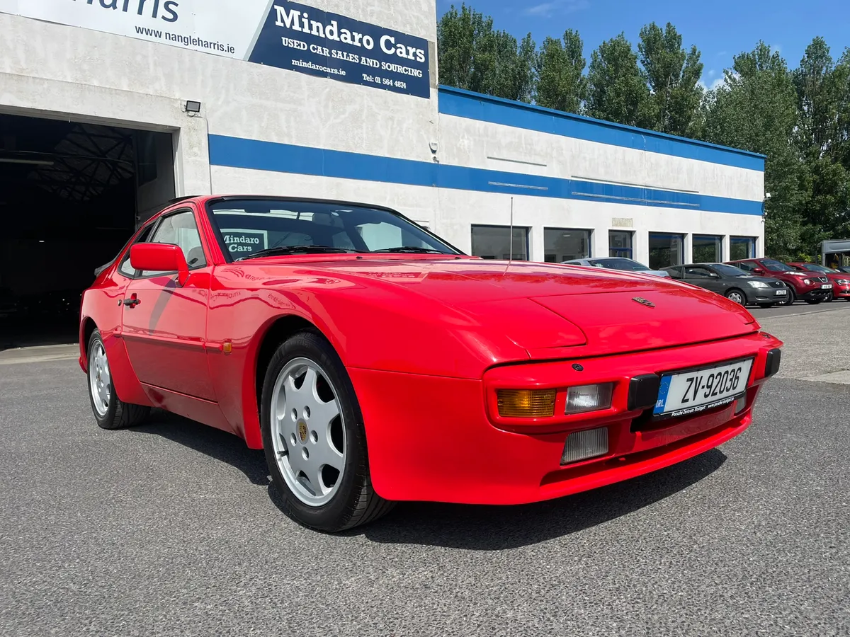 Porsche 944 1984//VERY GOOD EXAMPLE - Image 2