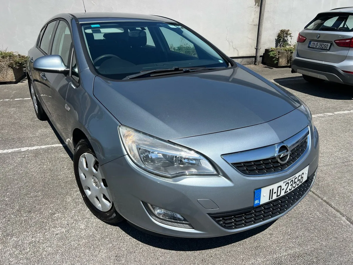 2011 Opel Astra 1.4 ONLY 115k KM NEW NCT - Image 1