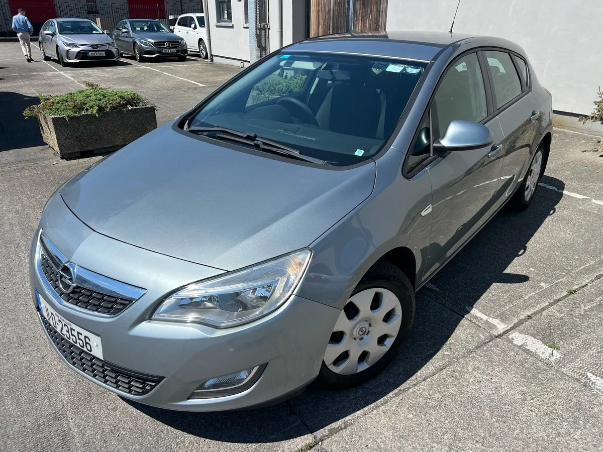2011 Opel Astra 1.4 ONLY 115k KM NEW NCT - Image 3
