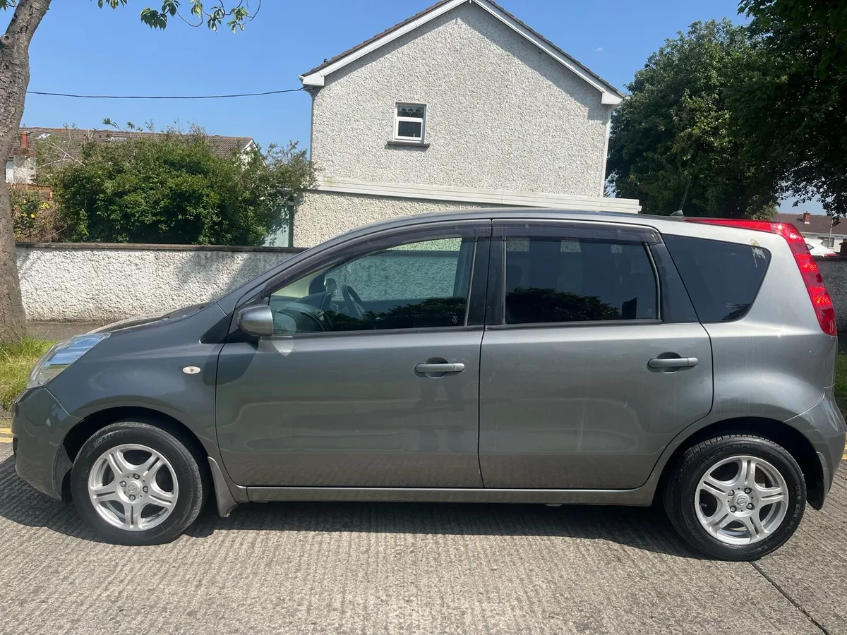 Automatic Nissan note 2008 1.4 - Image 4