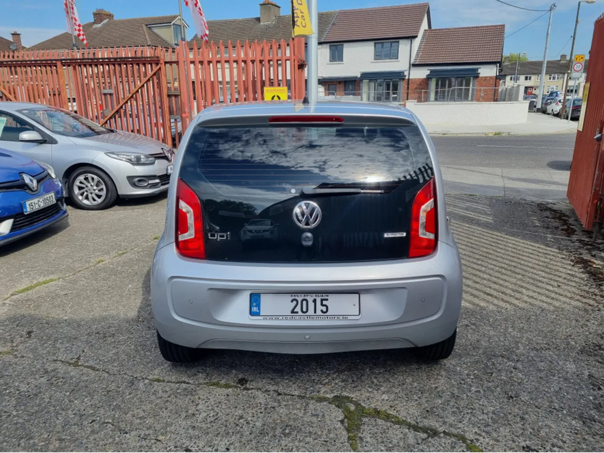 Volkswagen up! 1L 5DR **AUTO** - Image 4