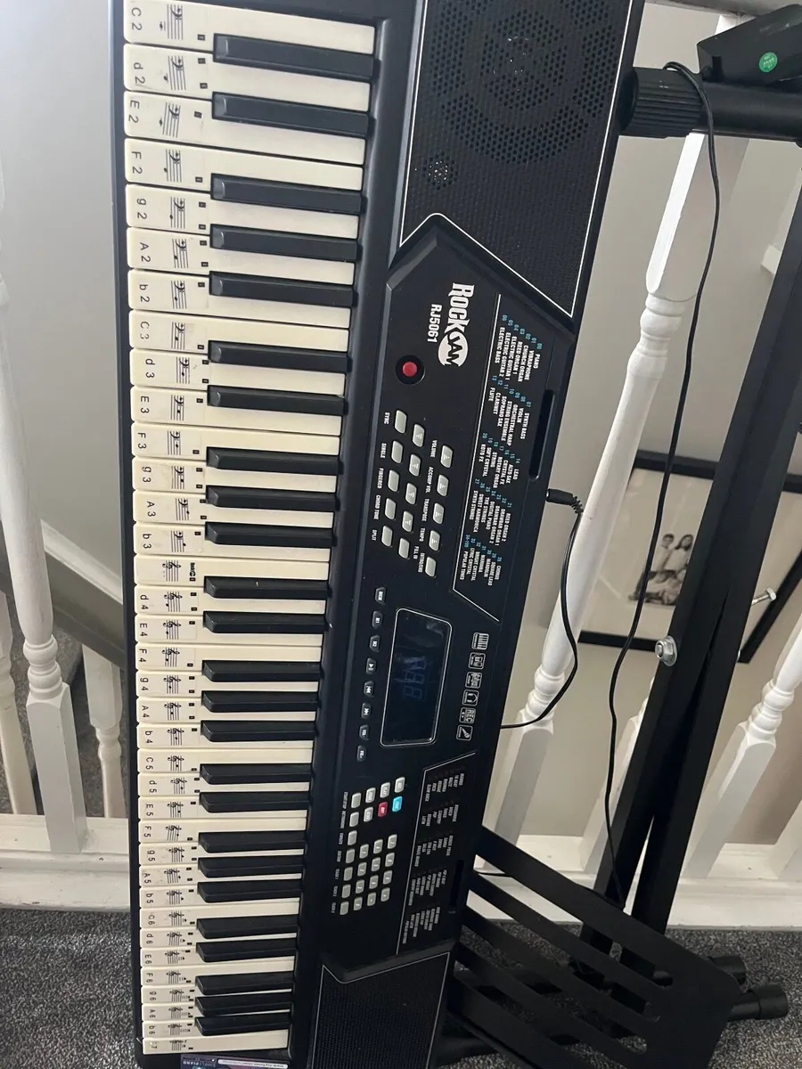 Electric Keyboard