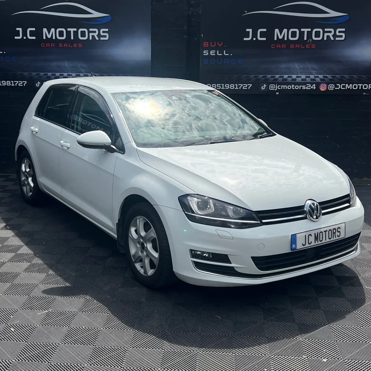 2014 VW Golf Highline Edition - Image 1