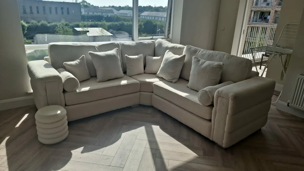 Teddy Corner Sofa with Cream Colour - Image 4