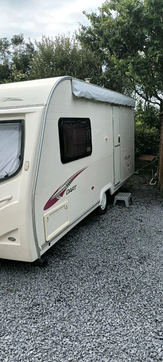 Avondale Dart 470 Caravan - Image 2