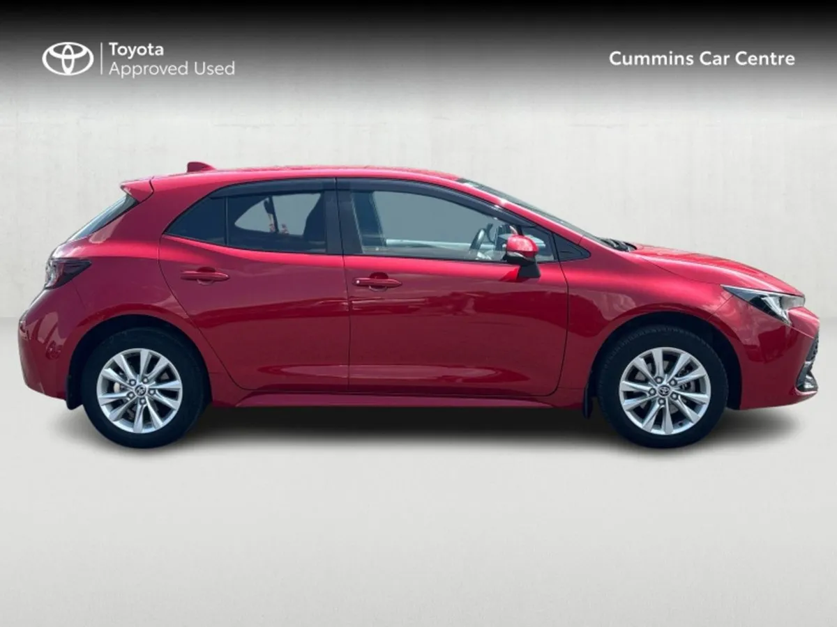 Toyota Corolla Hybrid Luna H/ H/B 4DR Auto - Image 3