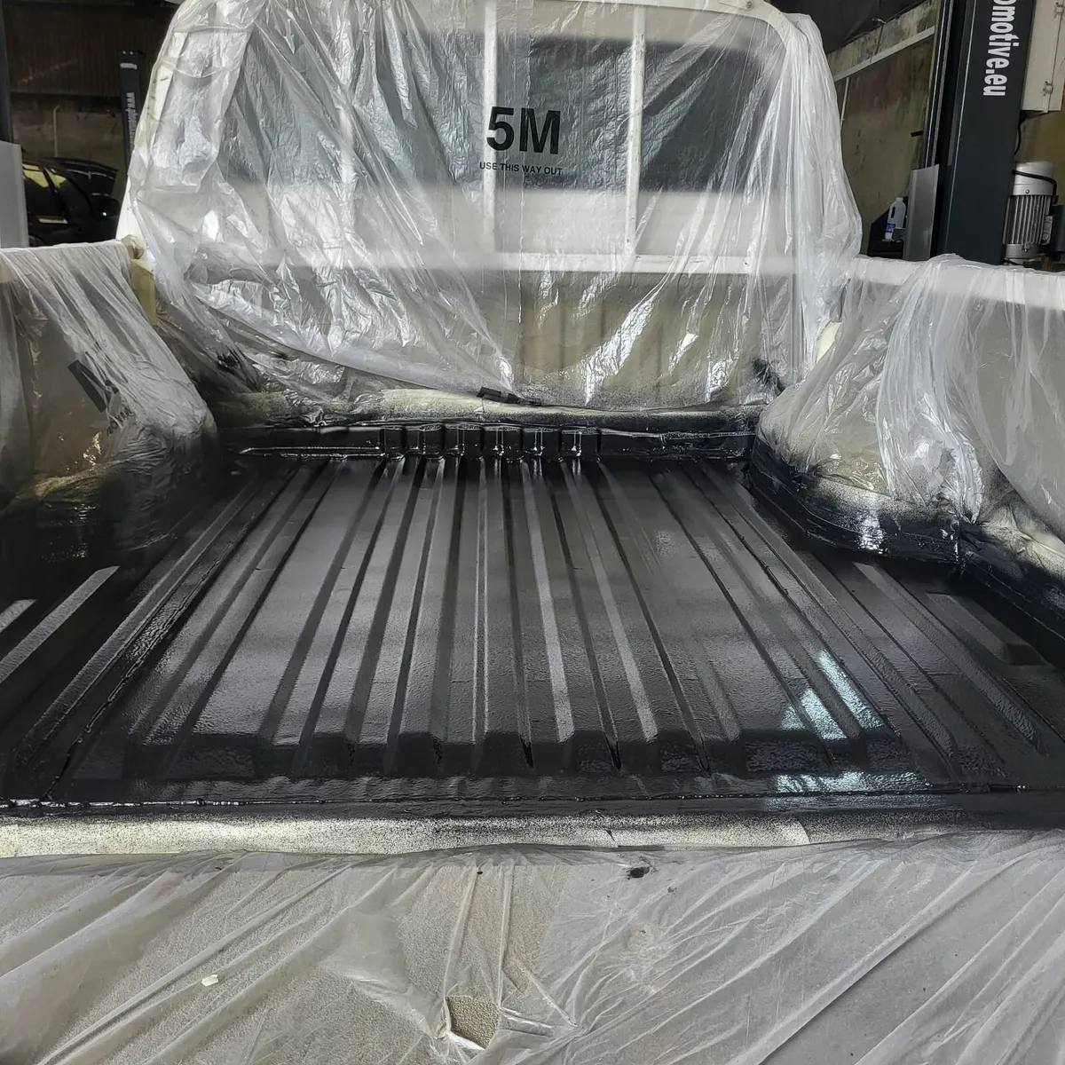 Hilux Tub Floor - Image 3