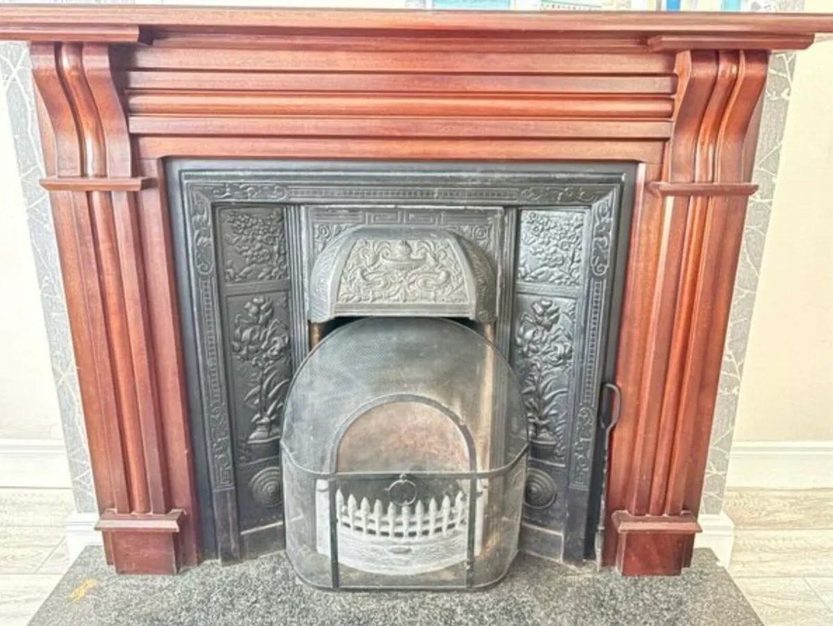 Fire surround - Image 1