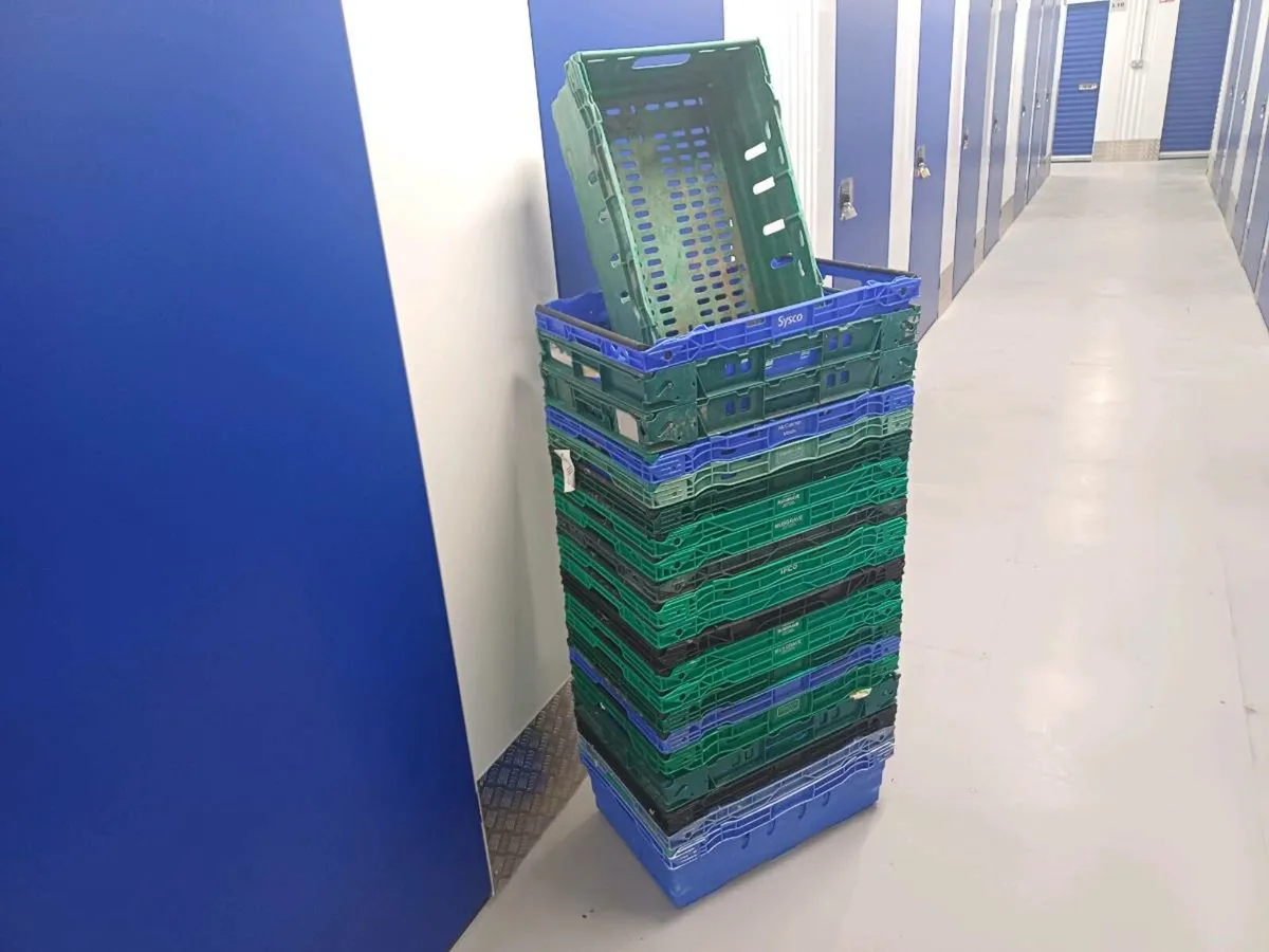 Supermarket bale arm crates - Image 1