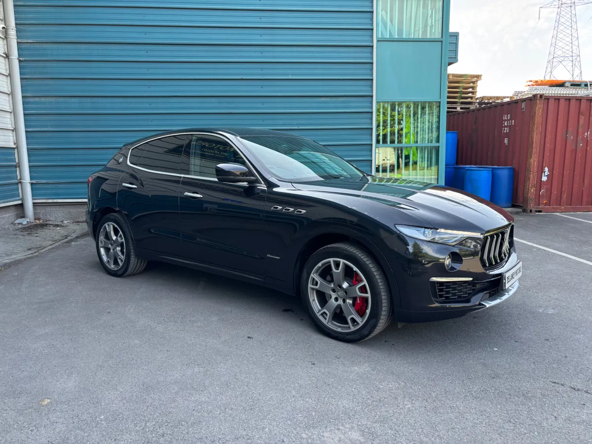 191 Maserati Levante N1 2 Seat Commercial - Image 3