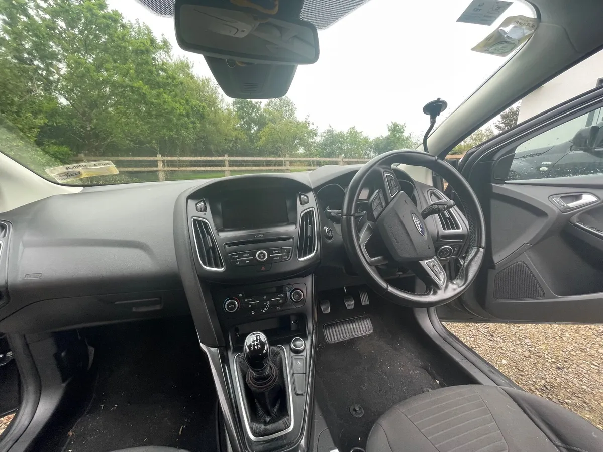 Ford Focus 2018 - Image 4