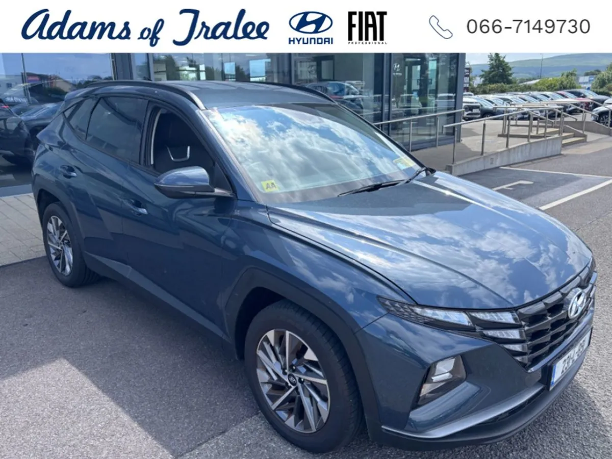 Hyundai Tucson Ix35 Executive 5DR - Image 1