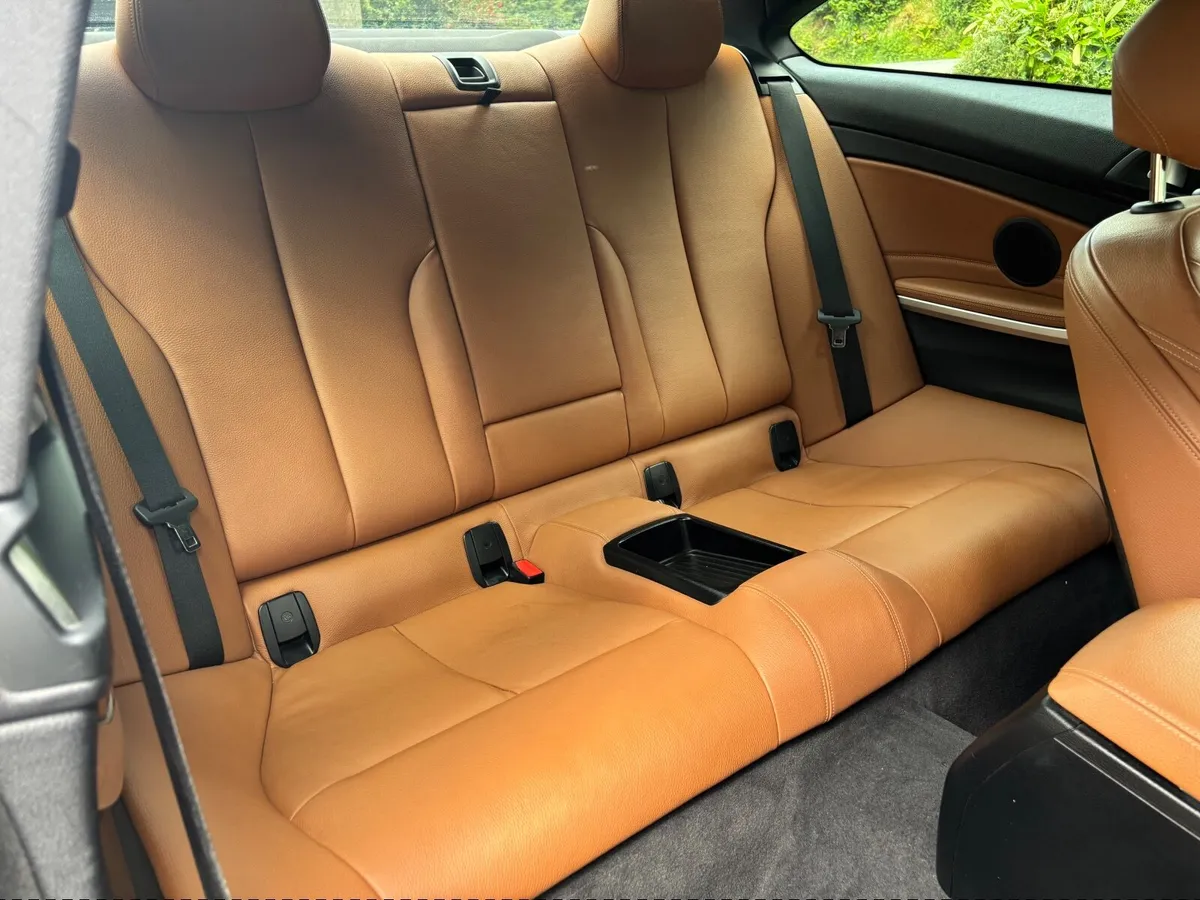 BMW 4-Series 2016 - Image 2