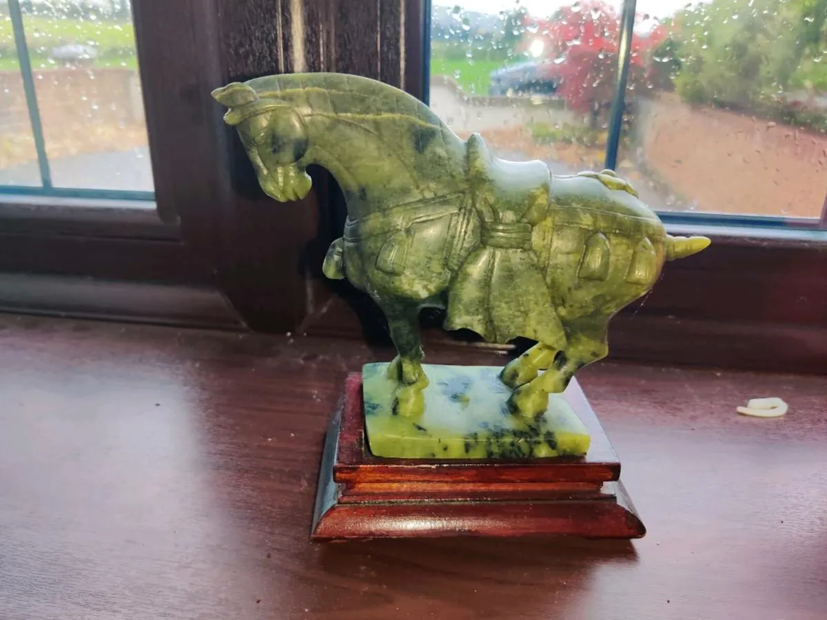 WAR STALLION, Heavy War Horse Soapstone Piece ! - Image 3