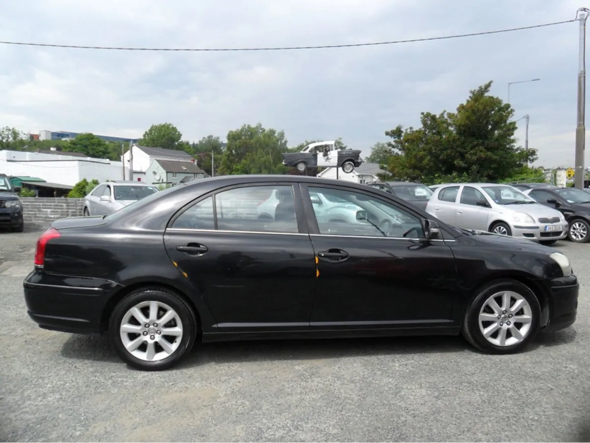 Toyota Avensis T25 2.0 D - Image 2