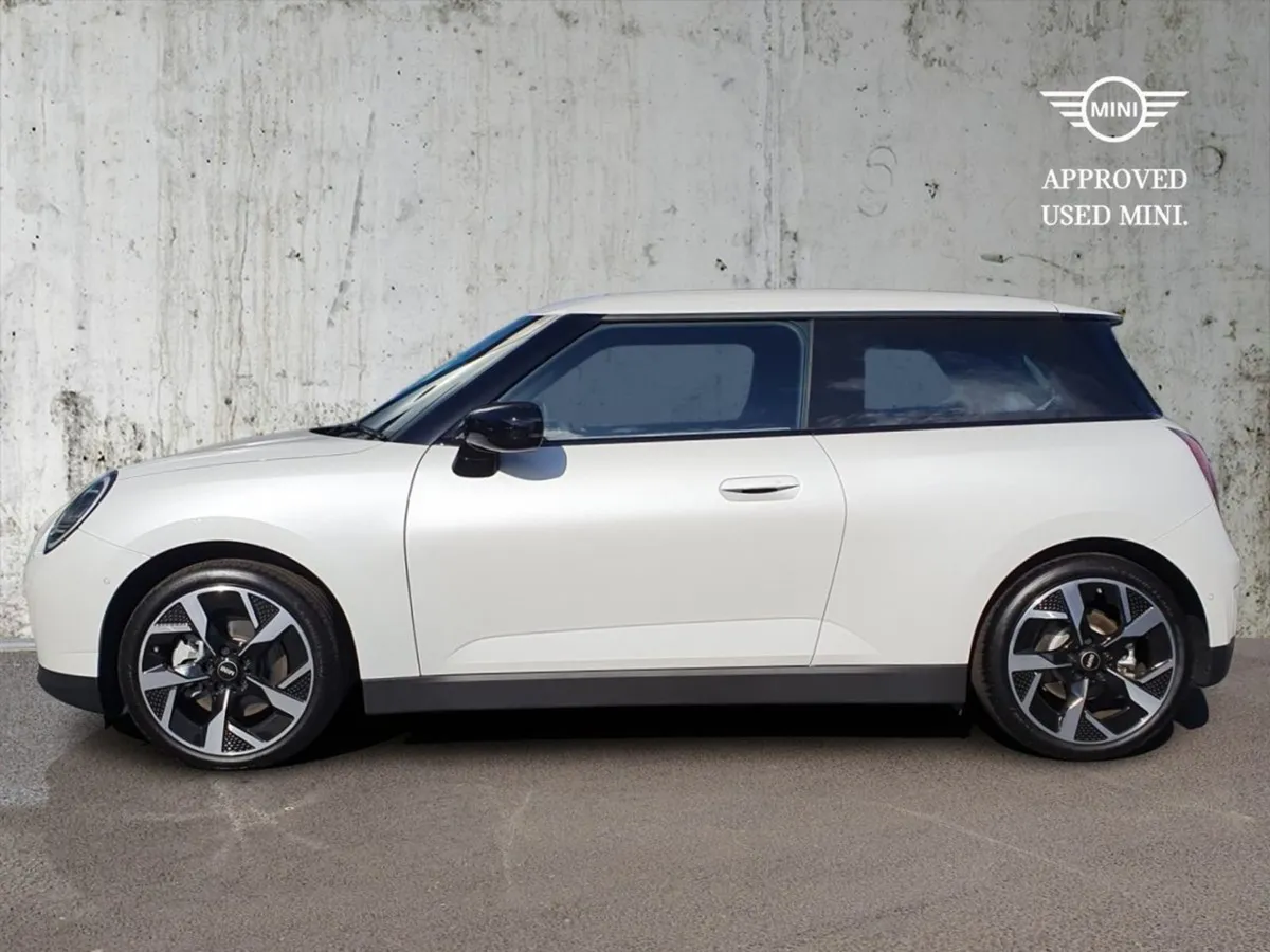 MINI HATCH Cooper SE - Image 4