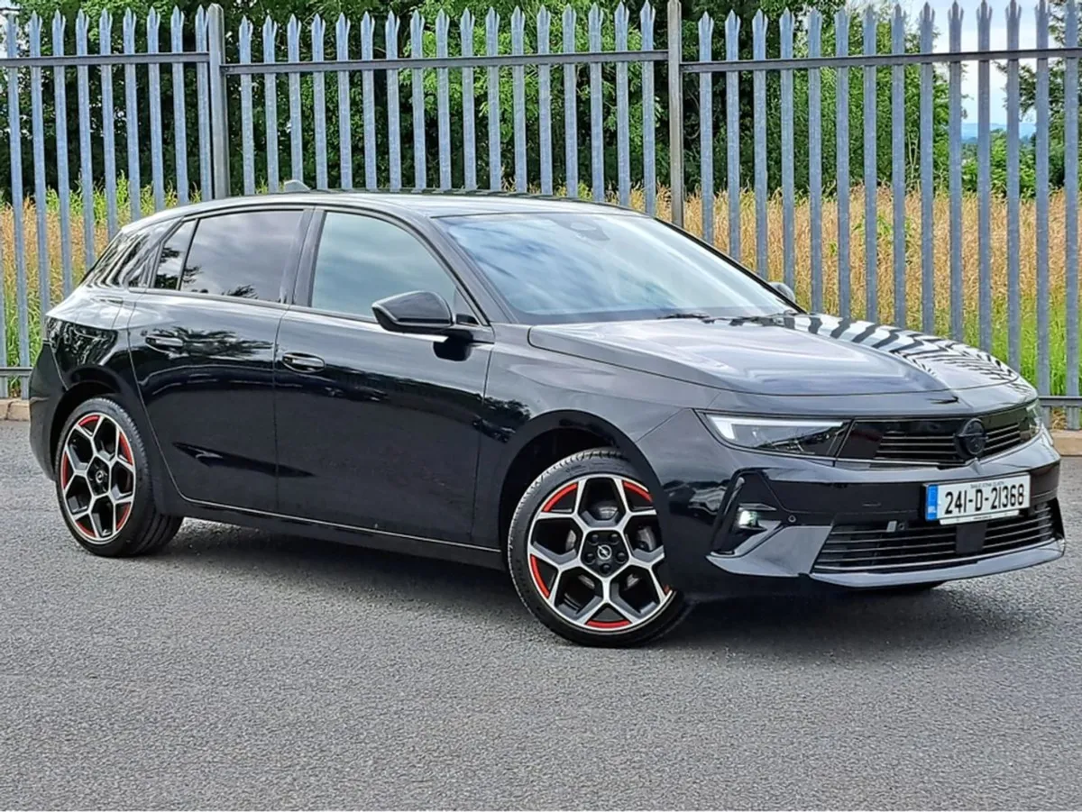 Opel Astra GS 1.2turbo 130BHP  leather/suede Inte - Image 2