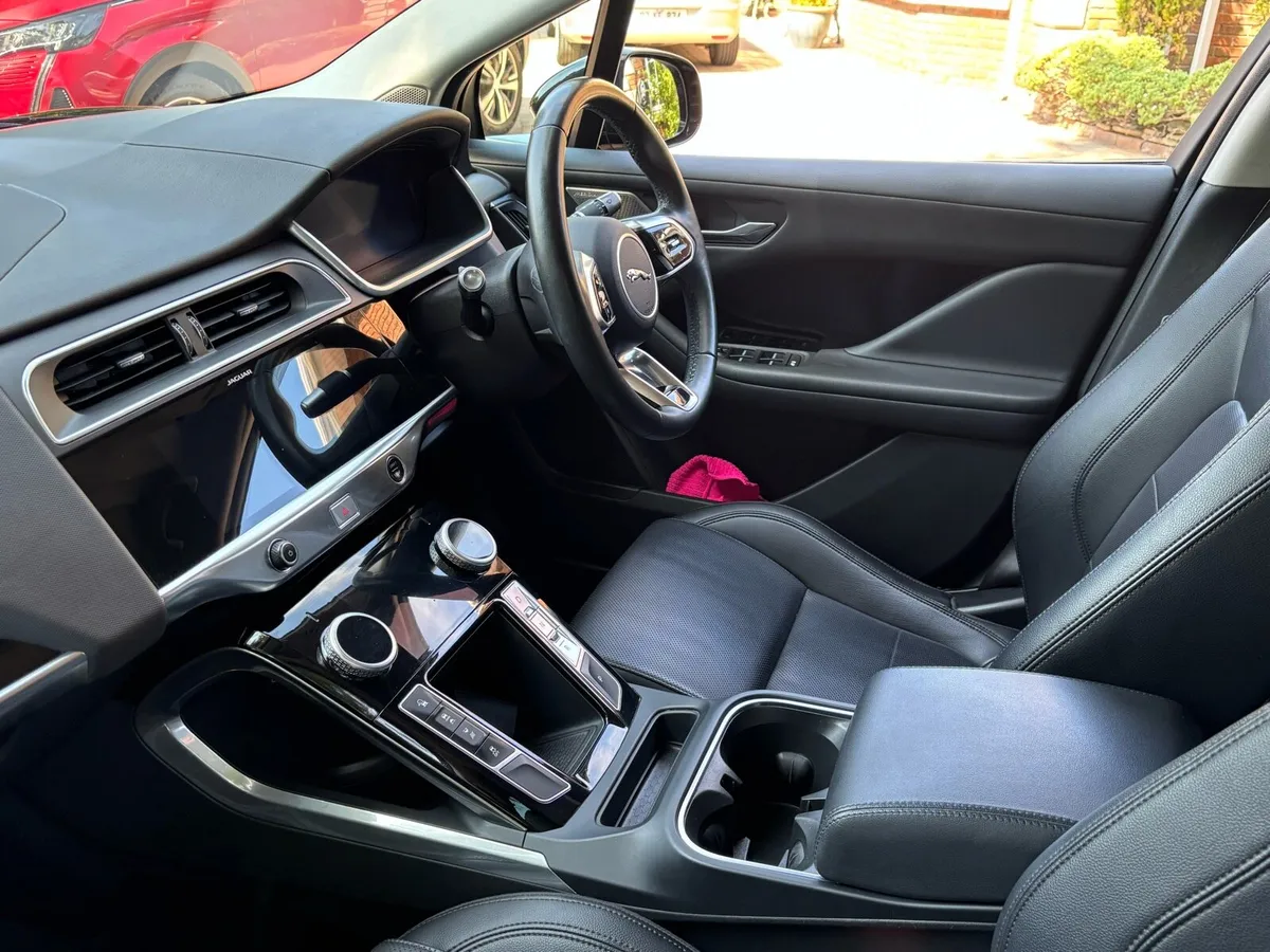Jaguar I Pace Ev400  ( 400KM range ) NCT 07/27 - Image 3