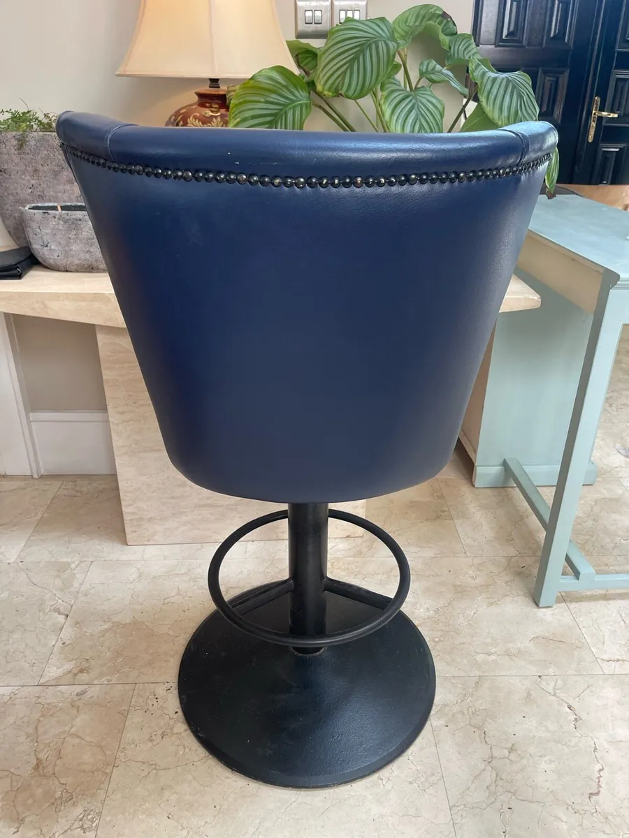 High Quality Navy Commercial Kitchen Tall Stool - Image 2