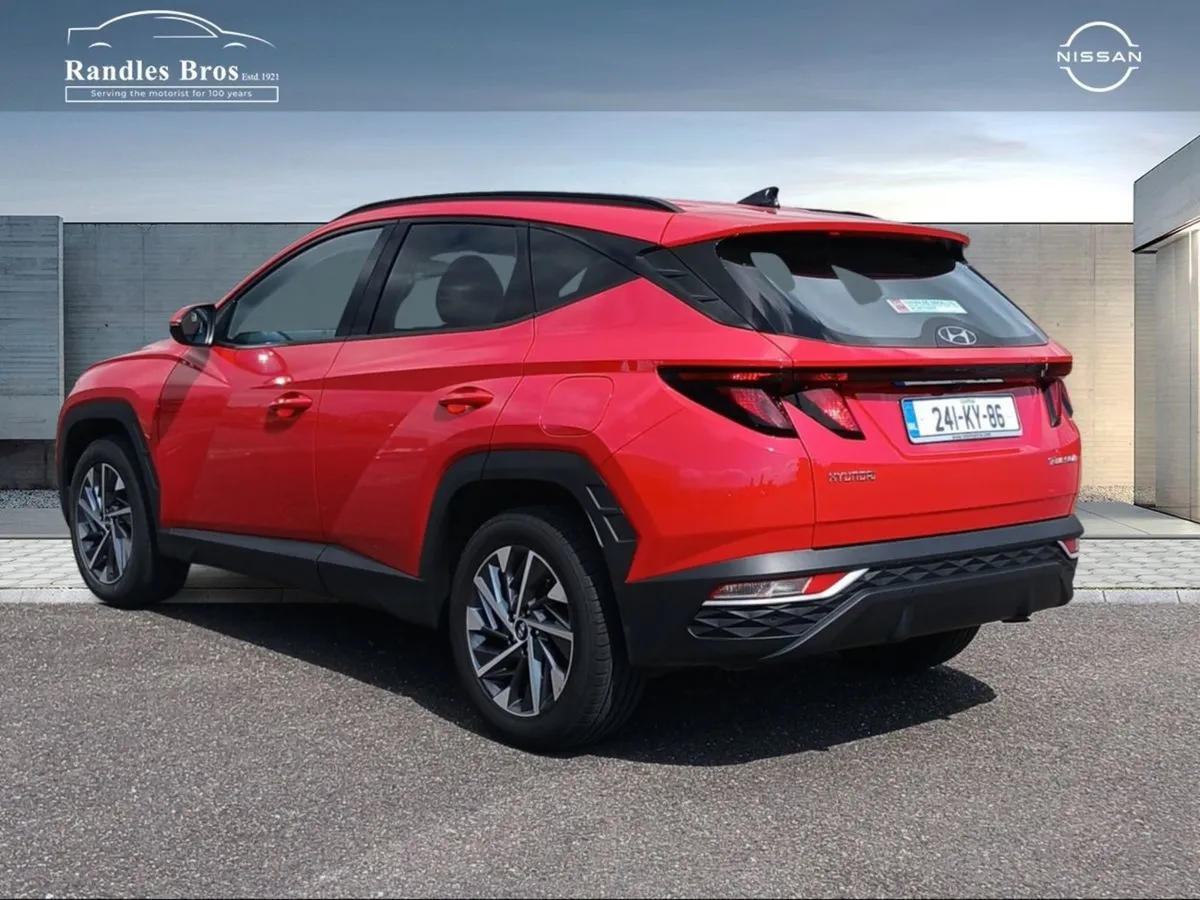 Hyundai Tucson 2WD Executive - Image 4