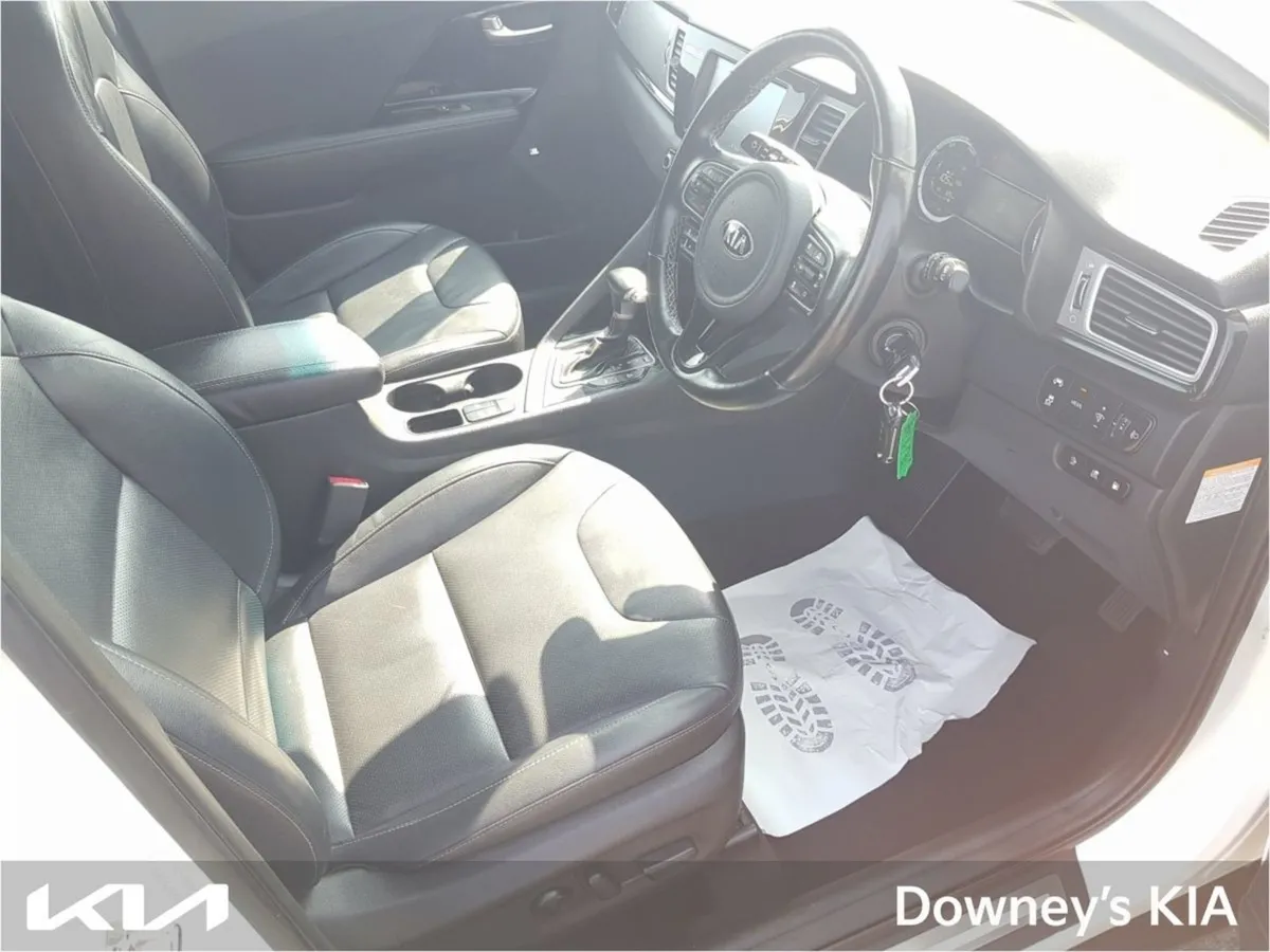 Kia Niro 1.6 Petrol Plug-in Hybrid - Image 2