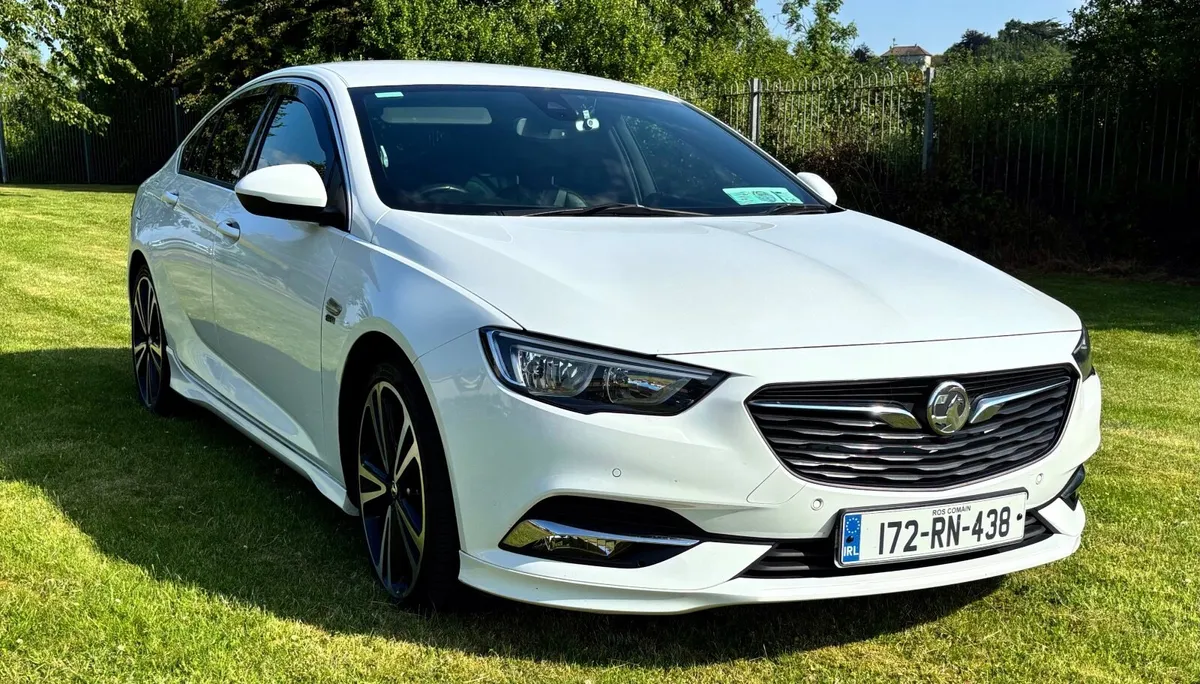 Vauxhall Insignia 2.0 TDI Sri VX-Line Nav 170bhp - Image 2