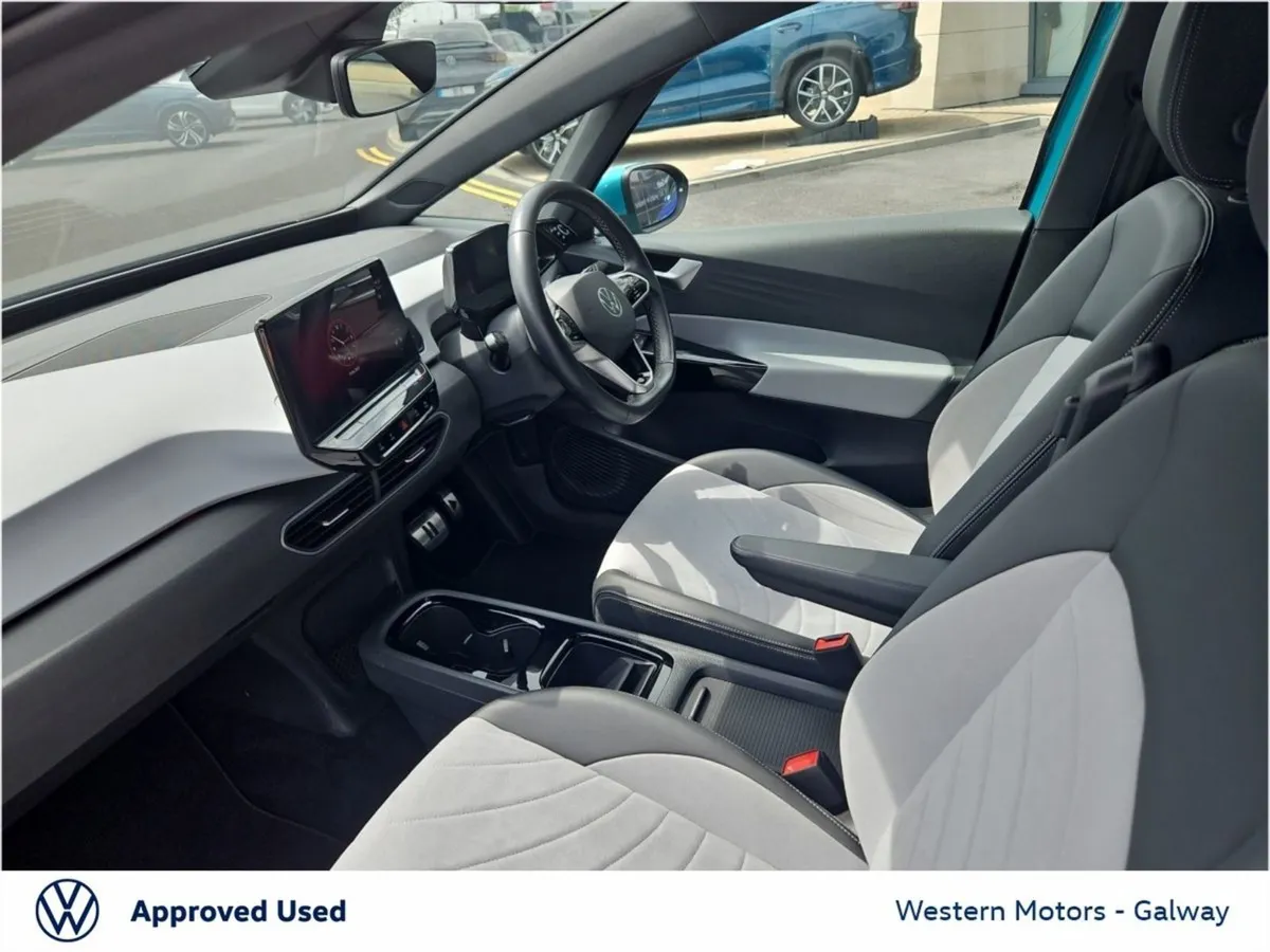 Volkswagen ID.3 Life  Lane Assist  Adaptive Cruis - Image 4