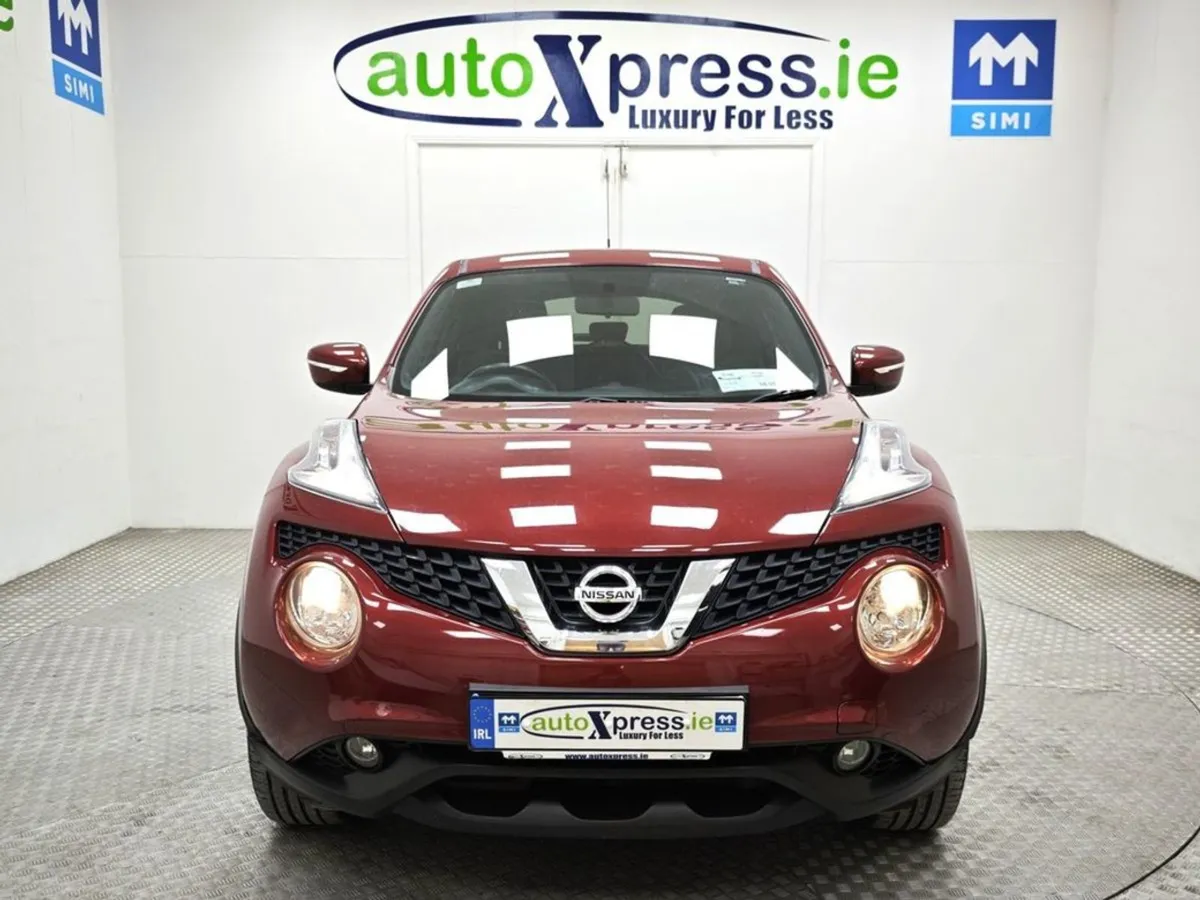 Nissan Juke 1.6 Acenta Premium Automatic  Reversi - Image 3