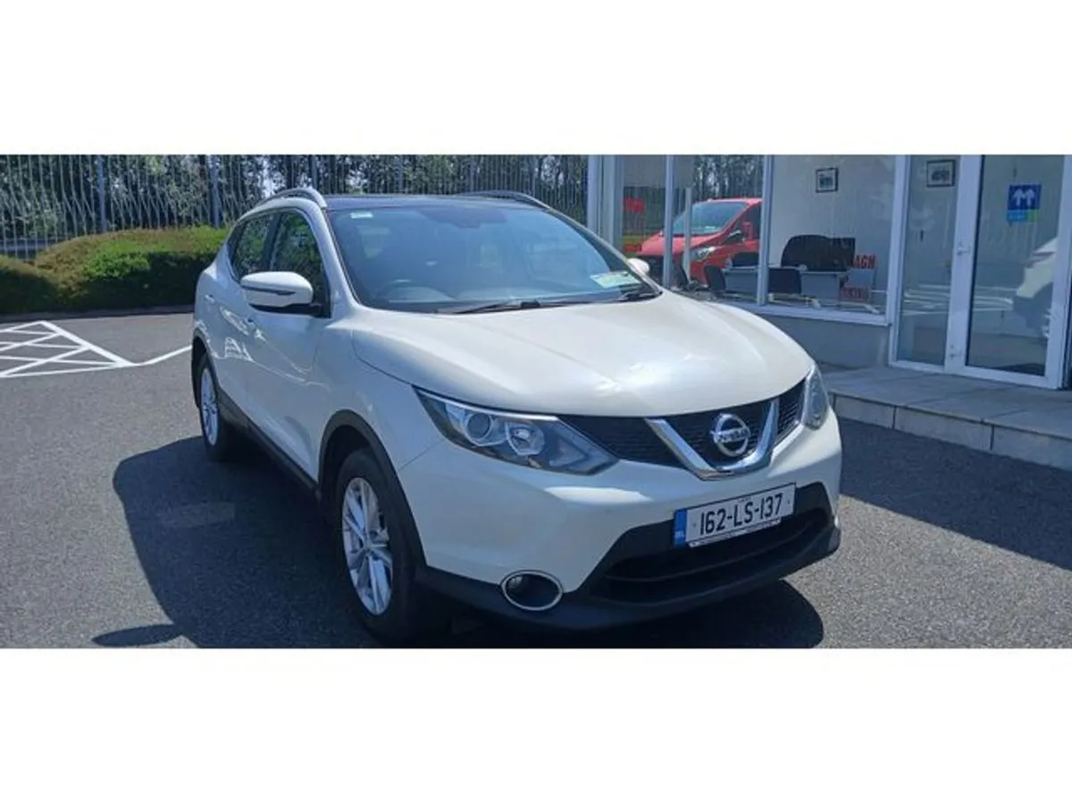 Nissan QASHQAI 1.2 SV My16 NC E6 4DR - Image 1