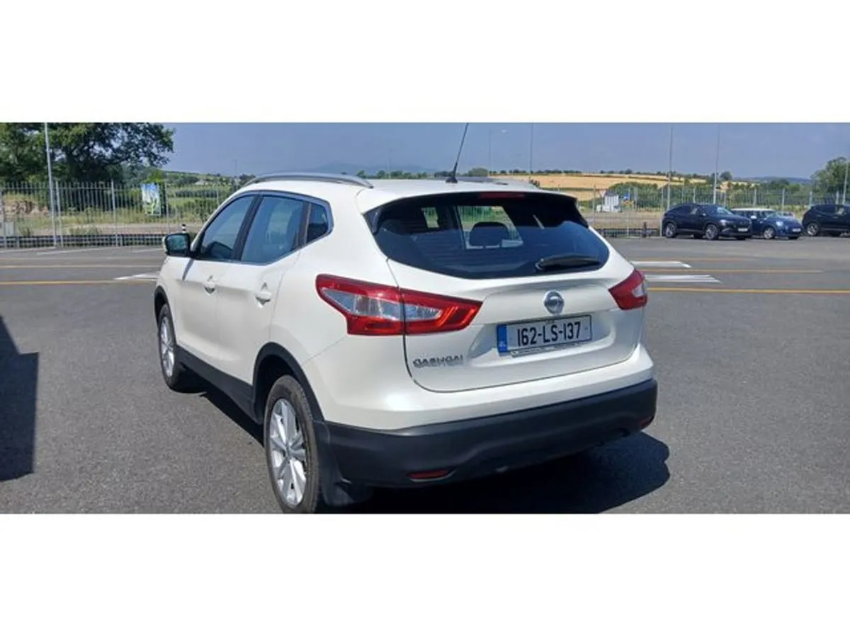 Nissan QASHQAI 1.2 SV My16 NC E6 4DR - Image 3