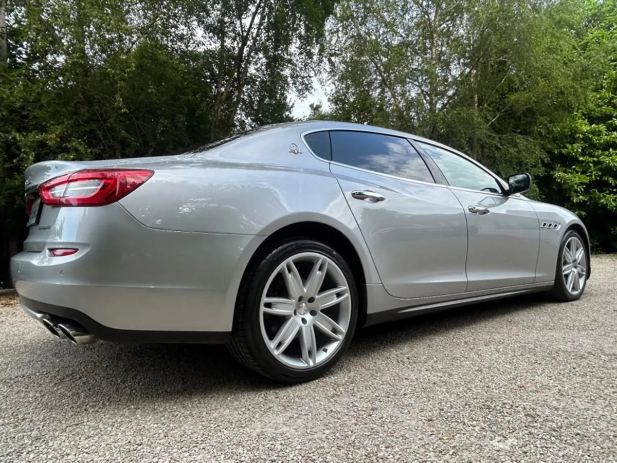 Maserati Quattroporte 3.0 D V6 - Image 3
