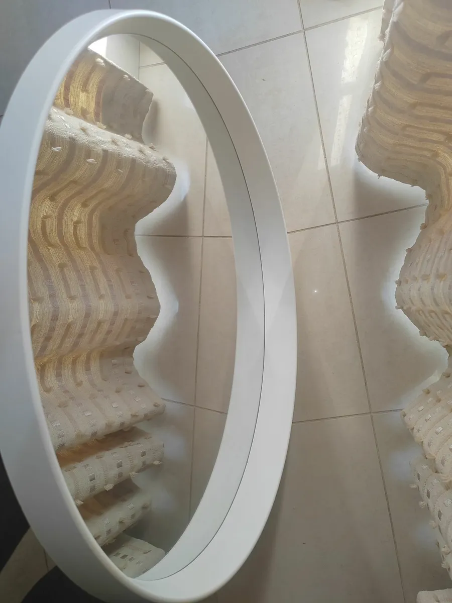 Mirror - Image 3
