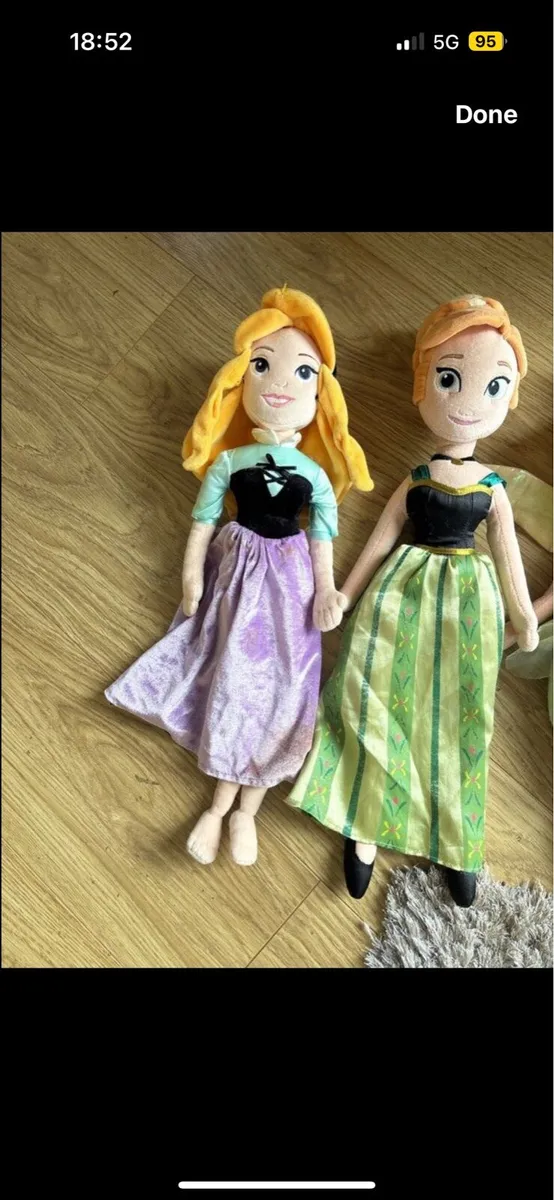 Disney Princess dolls - Image 2