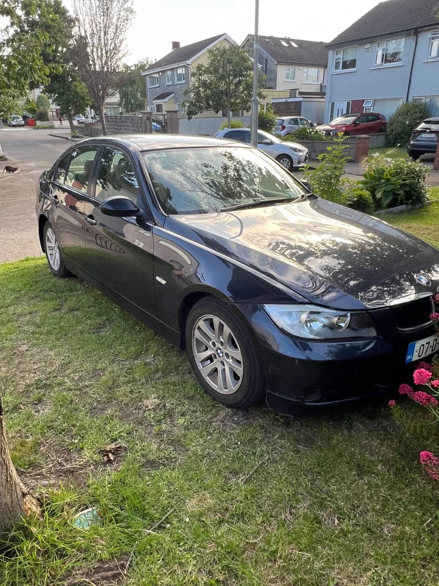 BMW 3-Series 2007 - Image 1