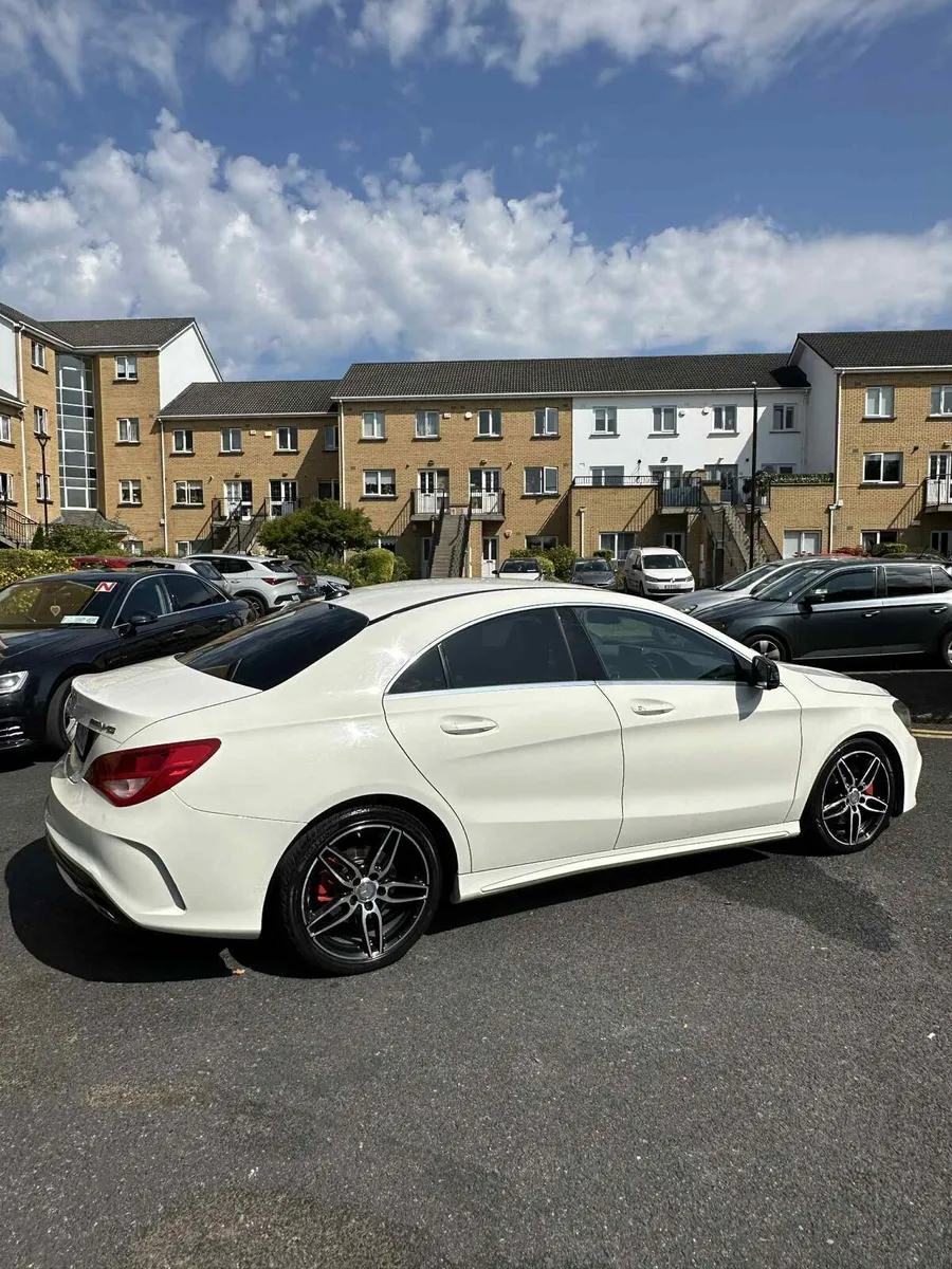 AMG MERCEDES 220D CLA - Image 2