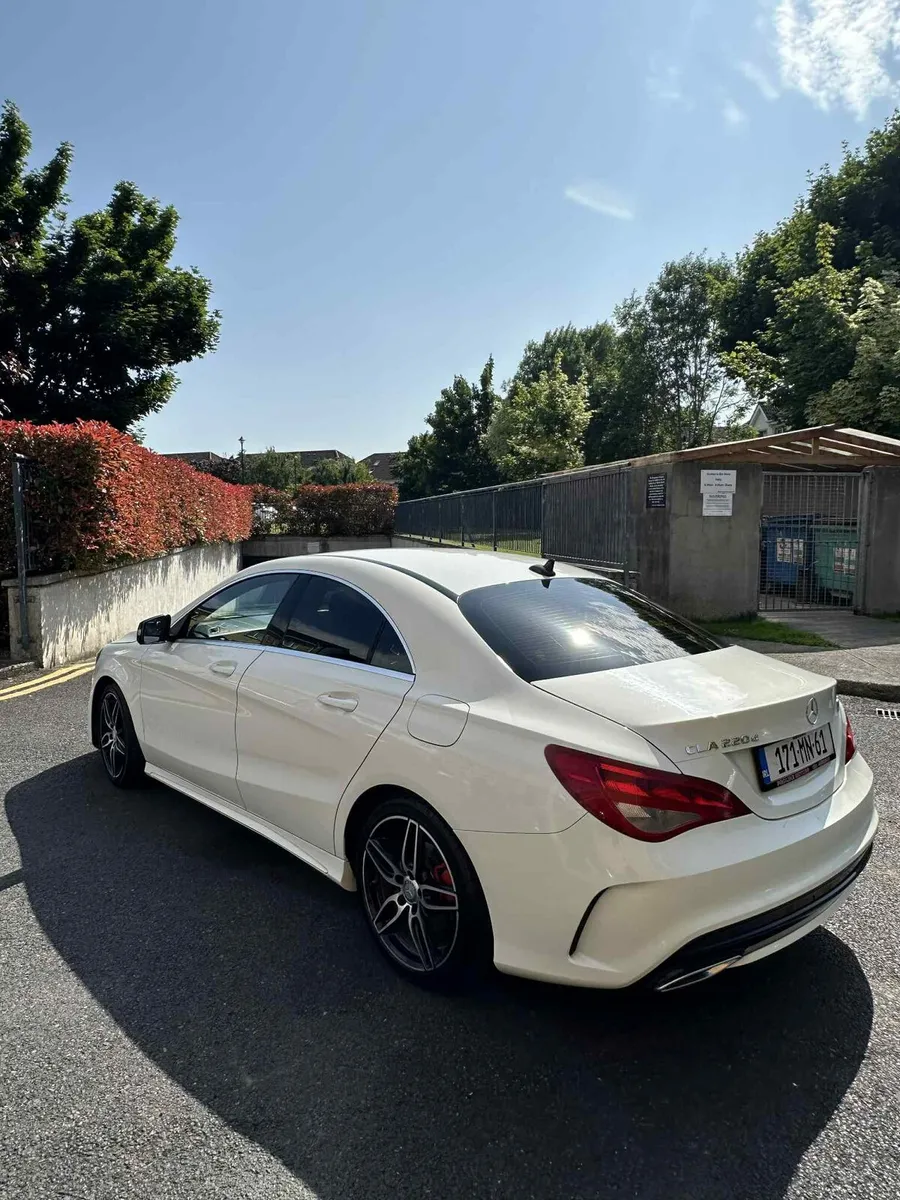 AMG MERCEDES 220D CLA - Image 3