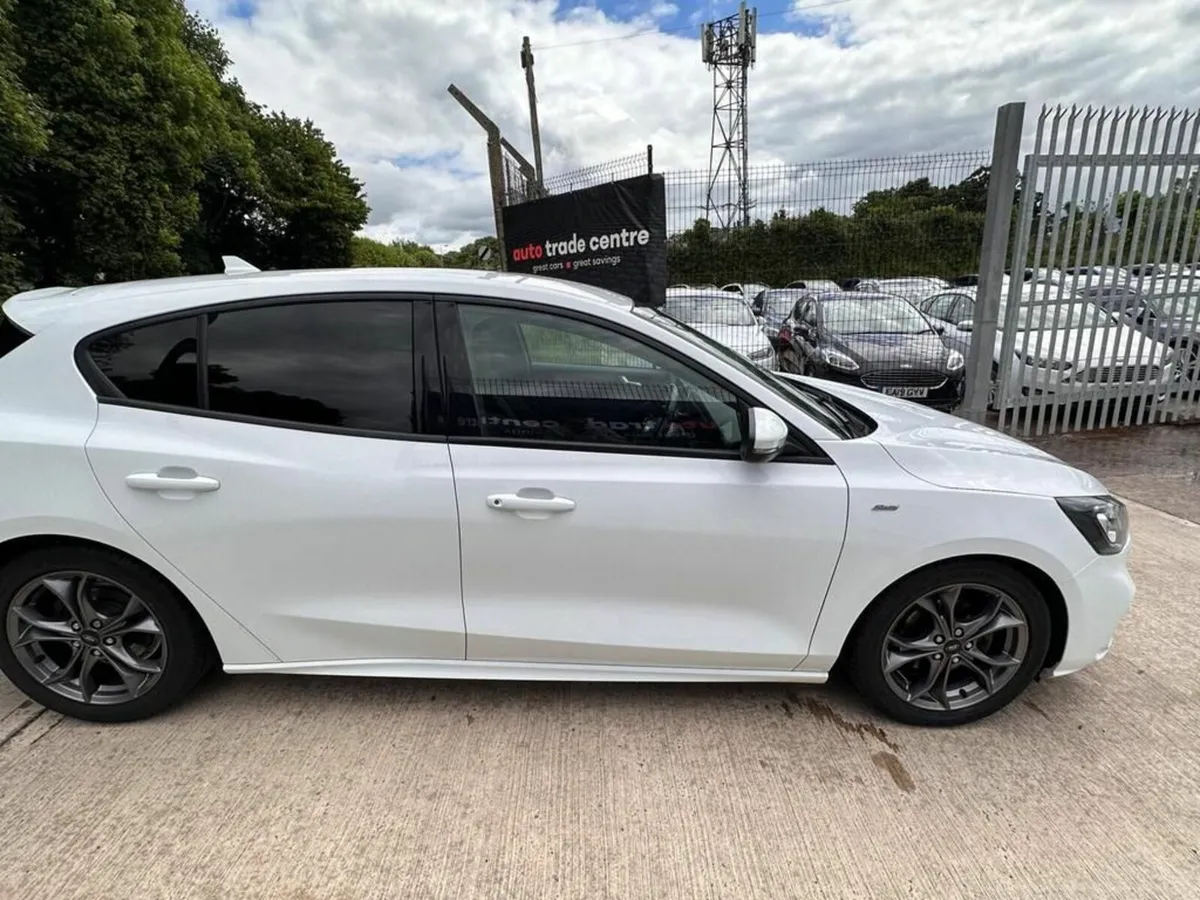 2019 Ford Focus ST-Line  1.0 Petrol - Image 4