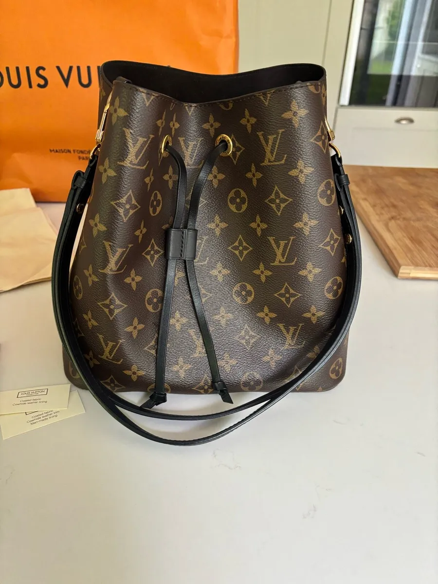 Louis Vuitton NéoNoé crossbody/shoulder bag - Image 1