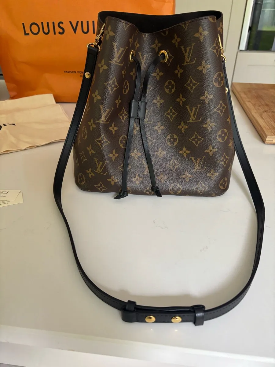 Louis Vuitton NéoNoé crossbody/shoulder bag - Image 3
