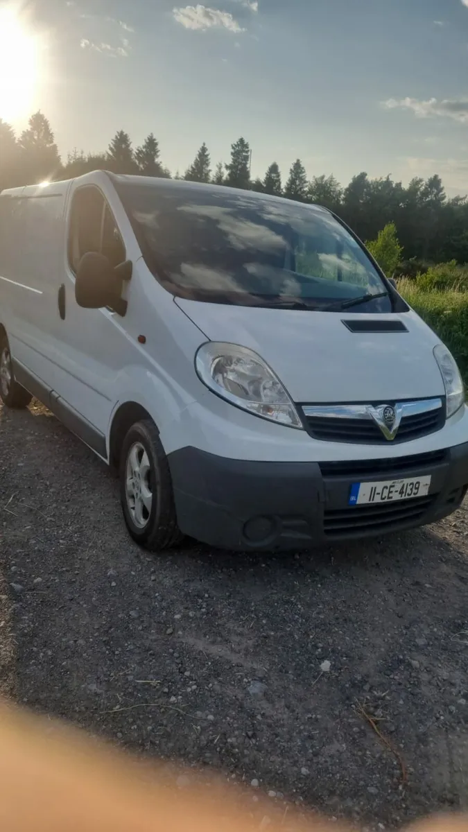 Renault traffic - Image 2