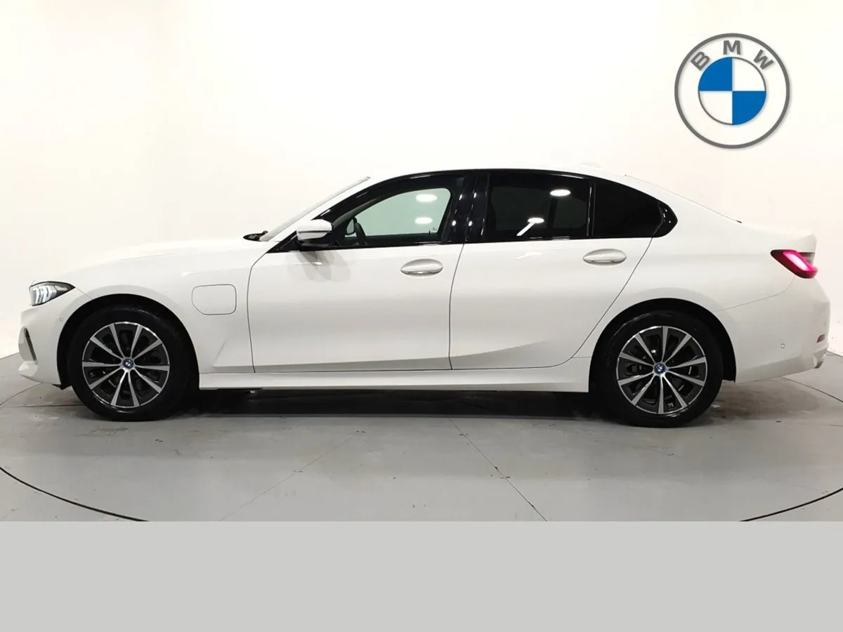 BMW 3 Series 330e Sport Saloon - Image 4