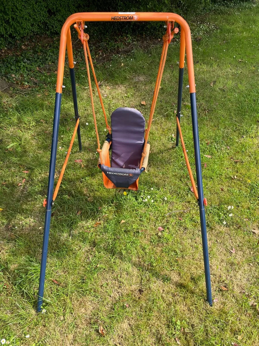 Kids swing - Image 1