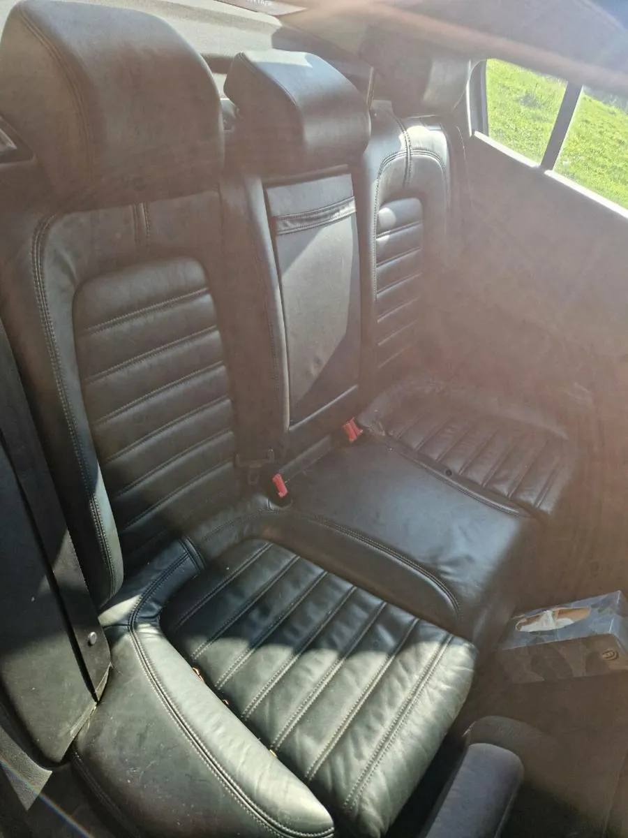 Volkswagen Passat - Image 3