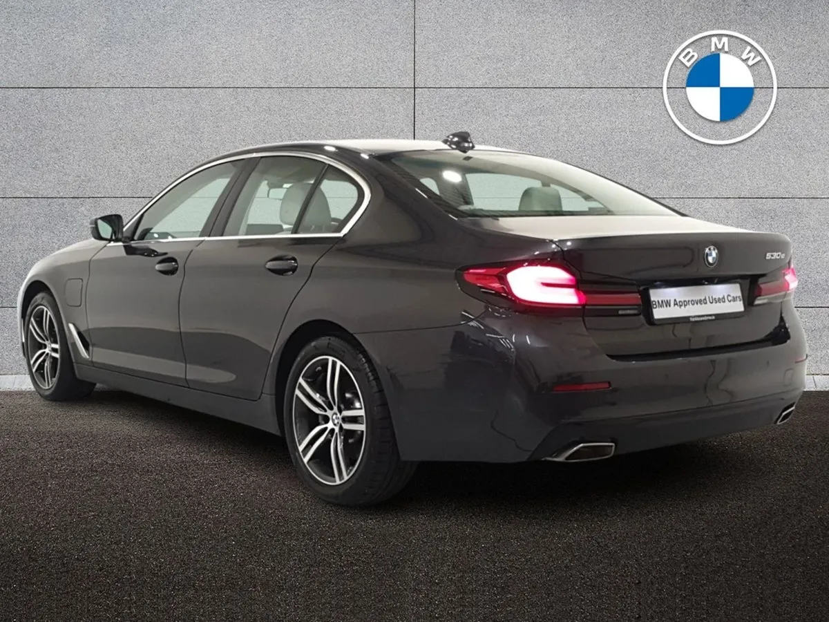BMW 5 Series 530e SE Saloon - Image 3