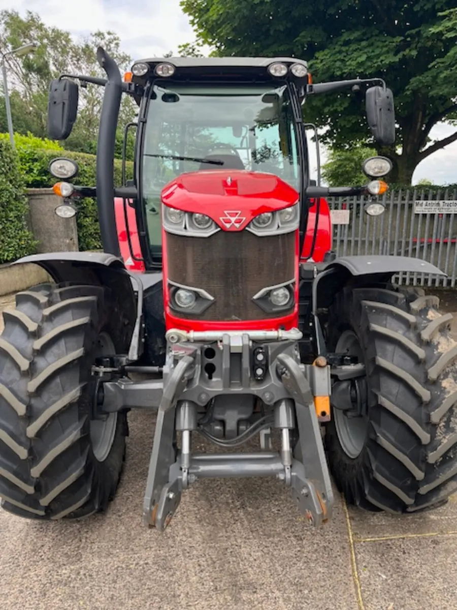 2021 Massey Ferguson 6713 S Dyna-6 c/w F/Links - Image 2