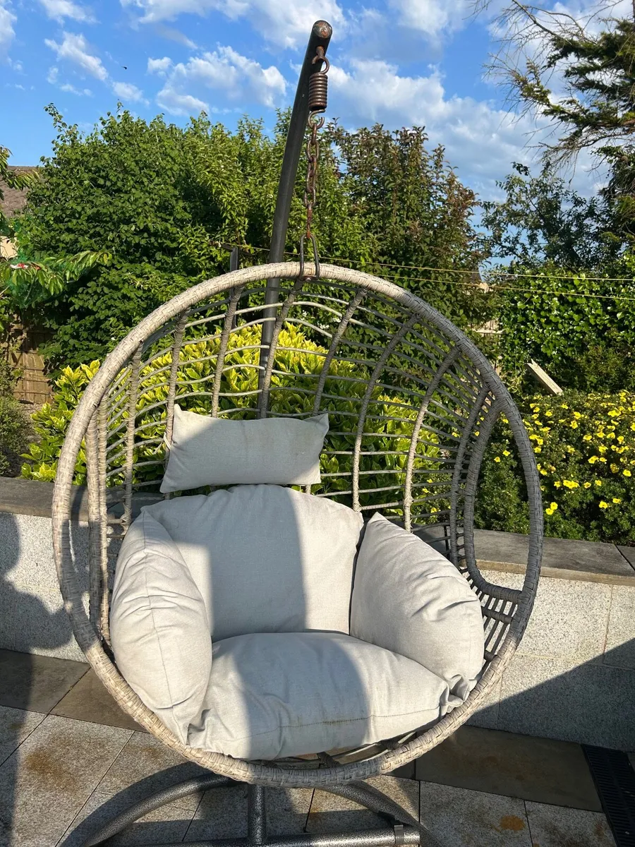 Garden Egg Chair - Image 2