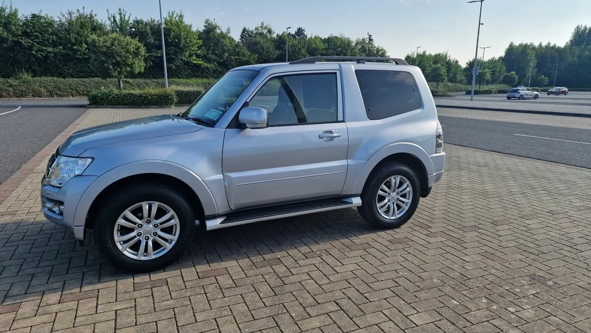 Mitsubishi Pajero 2017 SWB - Image 1