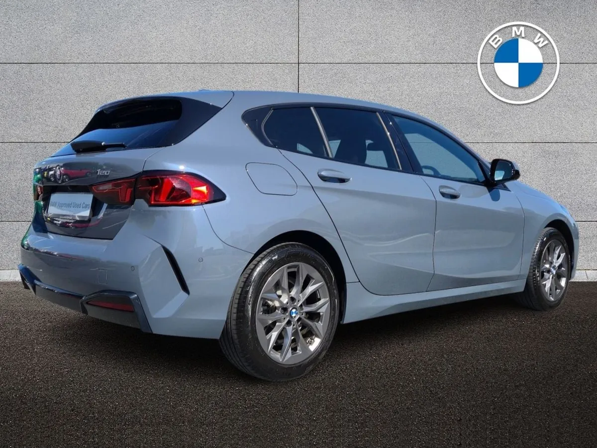 BMW 1 Series 120 Sport - Image 2