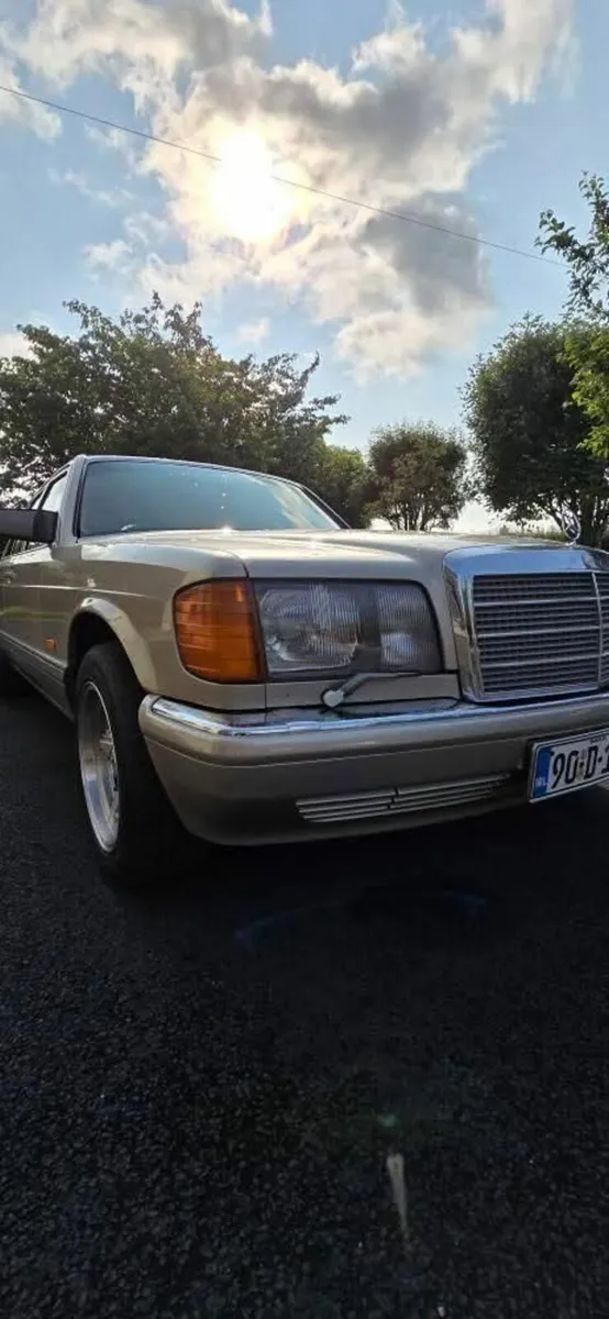 1990 W126 Mercedes 420SE S-Class - Image 1